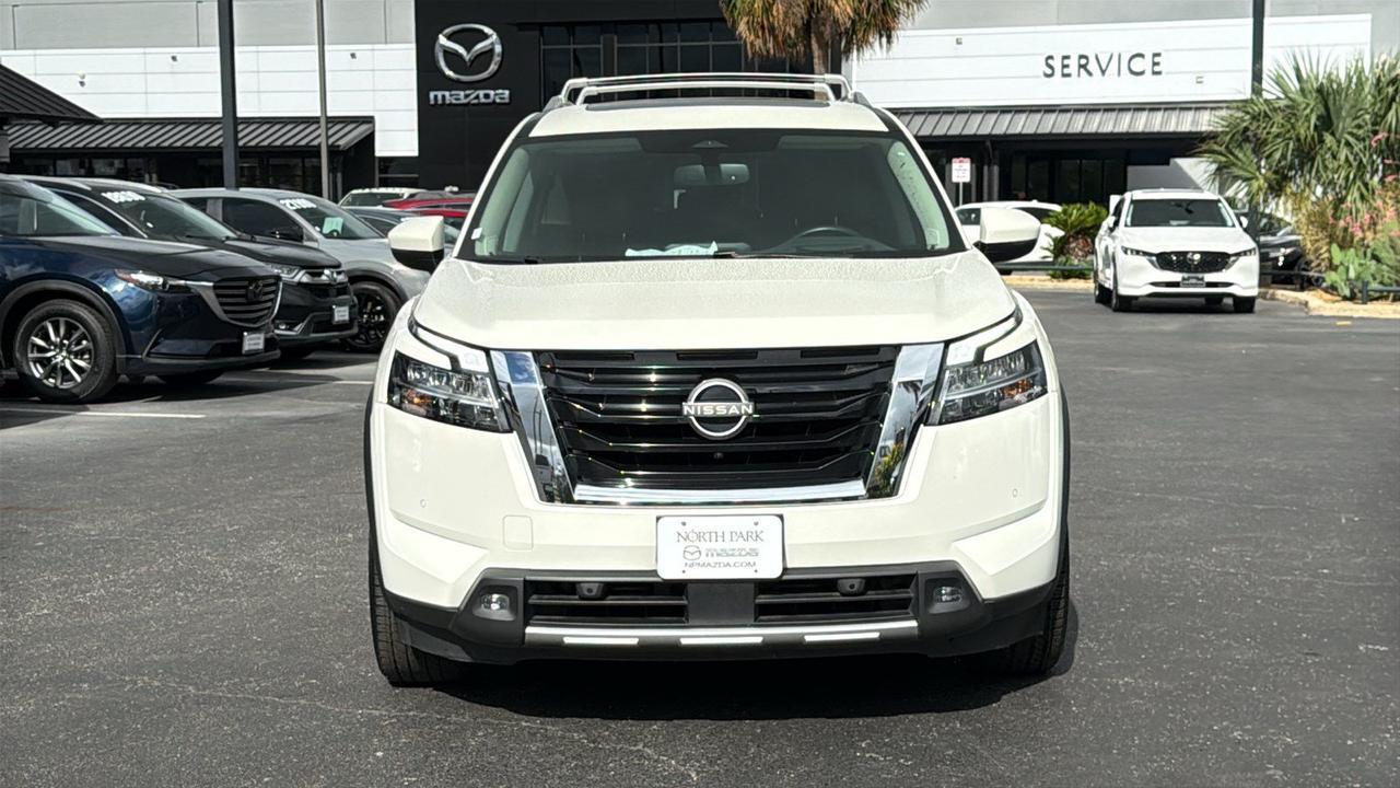 2022 Nissan Pathfinder Platinum