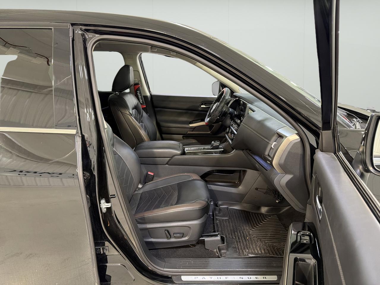 2022 Nissan Pathfinder Platinum San Antonio TX