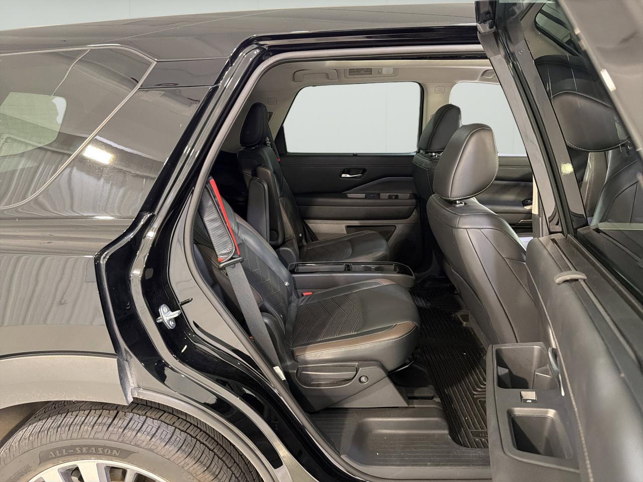 2022 Nissan Pathfinder Platinum San Antonio TX