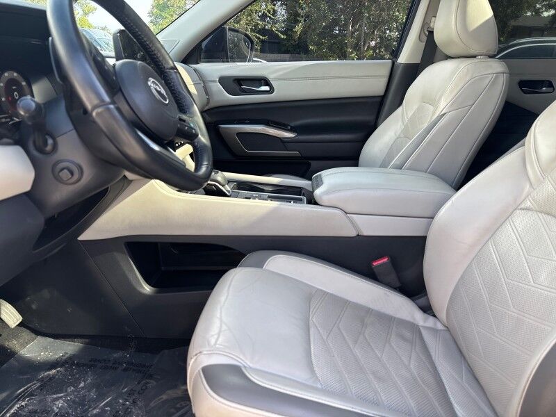 2022 Nissan Pathfinder Platinum Seffner FL