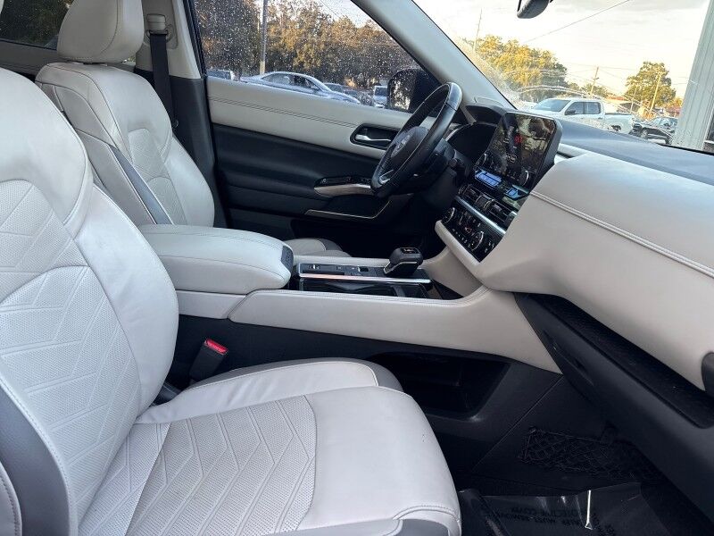 2022 Nissan Pathfinder Platinum Seffner FL