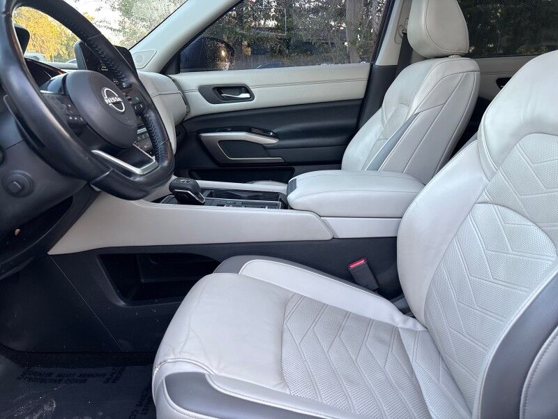 2022 Nissan Pathfinder Platinum Seffner FL