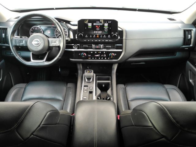 2022 Nissan Pathfinder SL 2WD