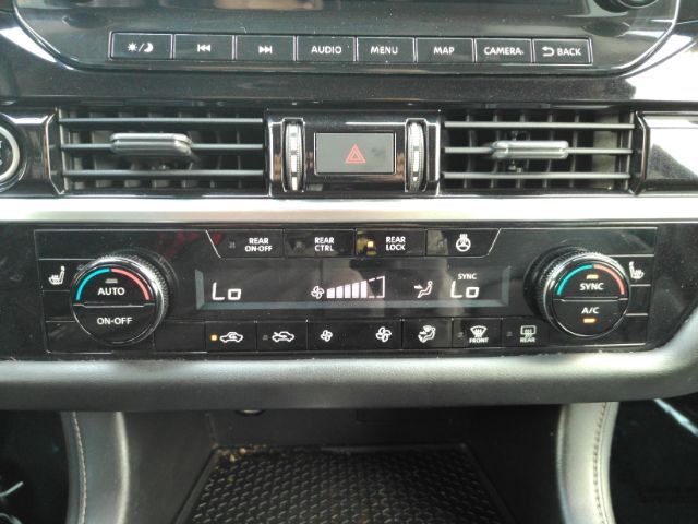 2022 Nissan Pathfinder SL 2WD Plano TX