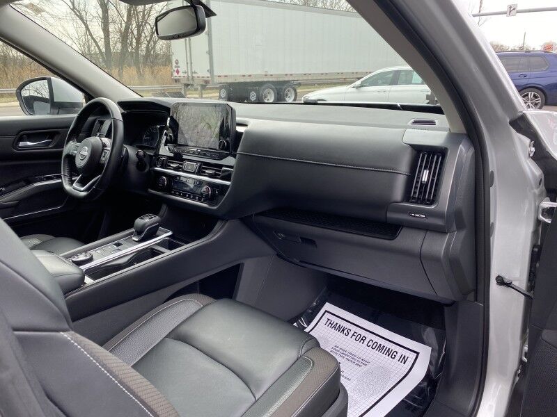 2022 Nissan Pathfinder SL Bristol  PA