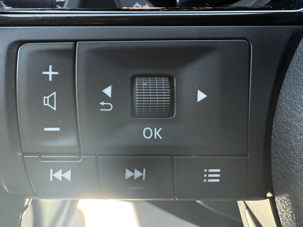 2022 Nissan Pathfinder SL Connellsville PA