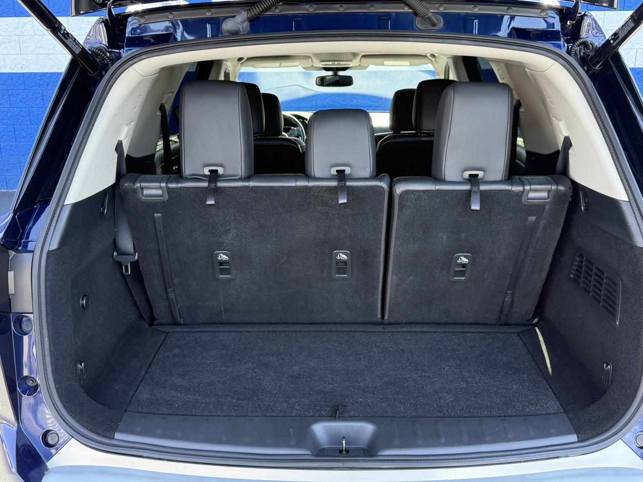 2022 Nissan Pathfinder SL Connellsville PA