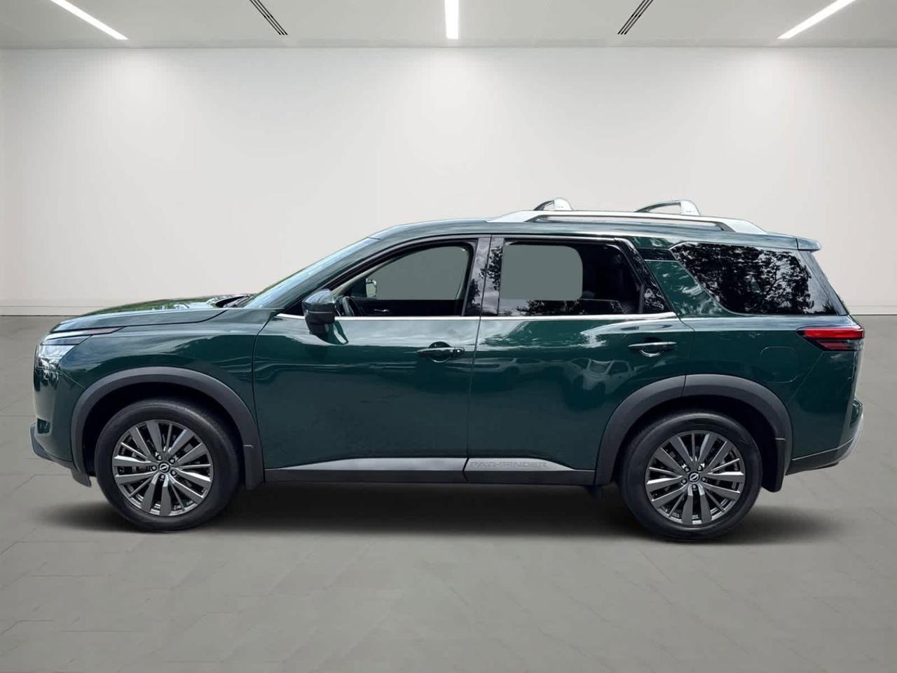 2022 Nissan Pathfinder SL Dartmouth MA