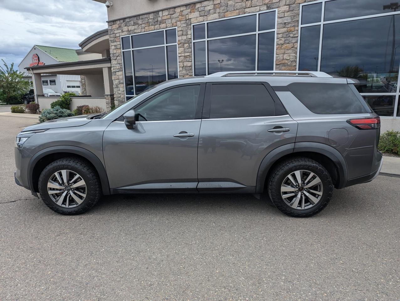 2022 Nissan Pathfinder SL Grand Junction CO