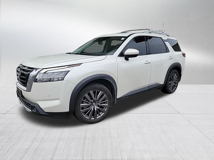 2022 Nissan Pathfinder SL Oshkosh WI