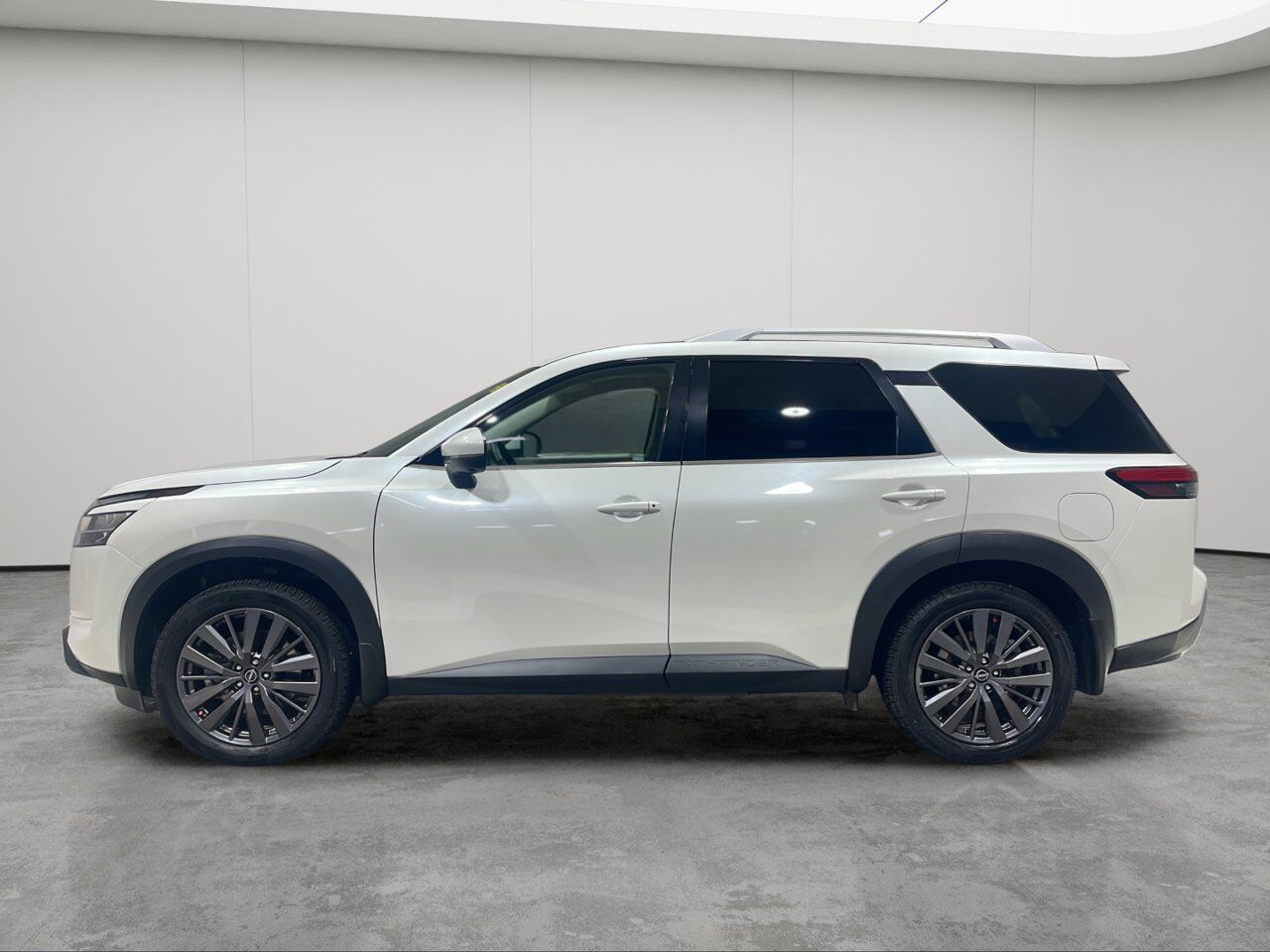 2022 Nissan Pathfinder SL Sherwood Park AB