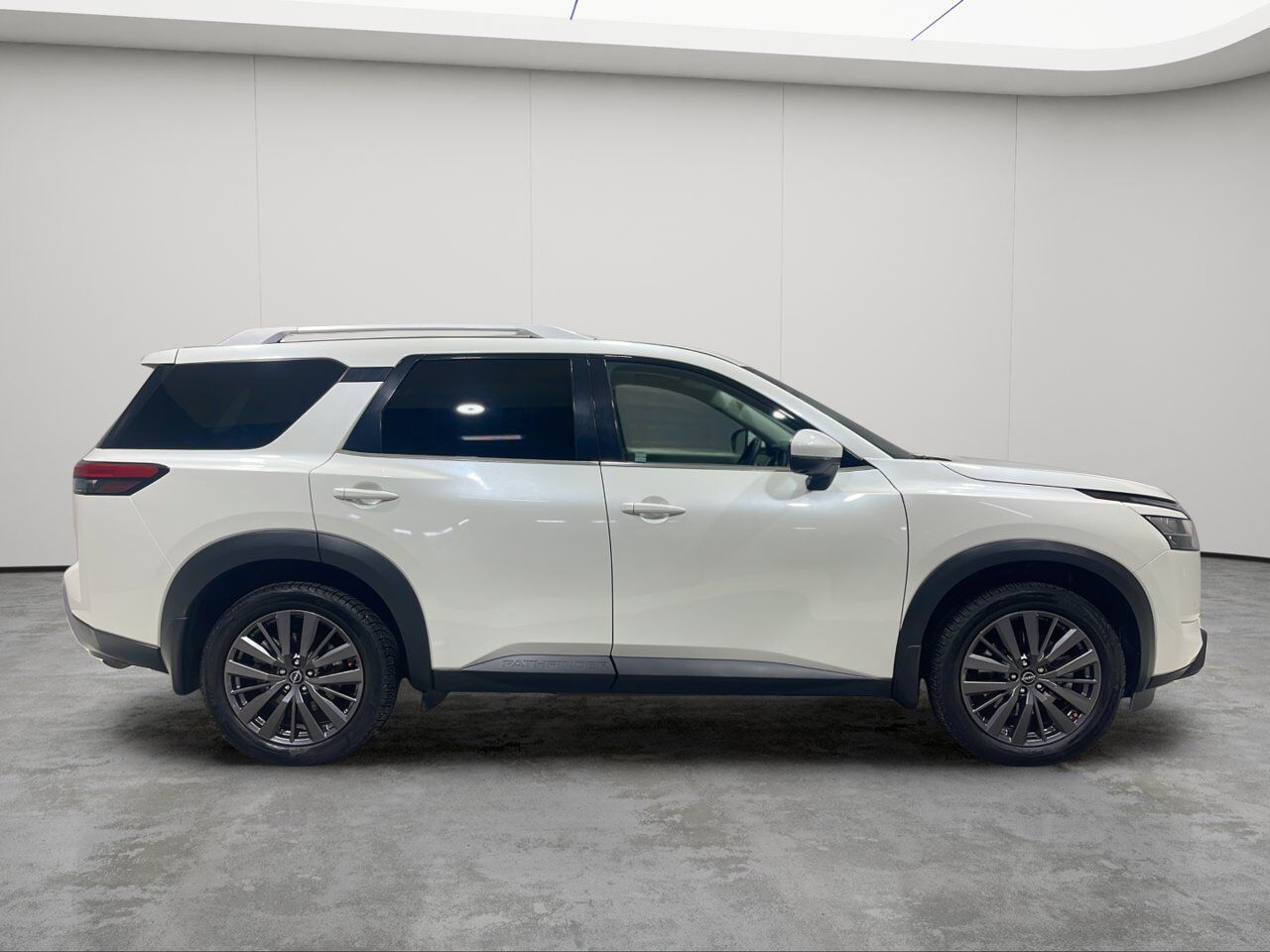 2022 Nissan Pathfinder SL Sherwood Park AB