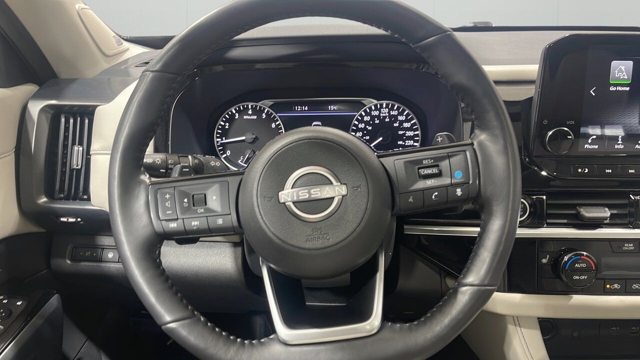2022 Nissan Pathfinder SL Sherwood Park AB
