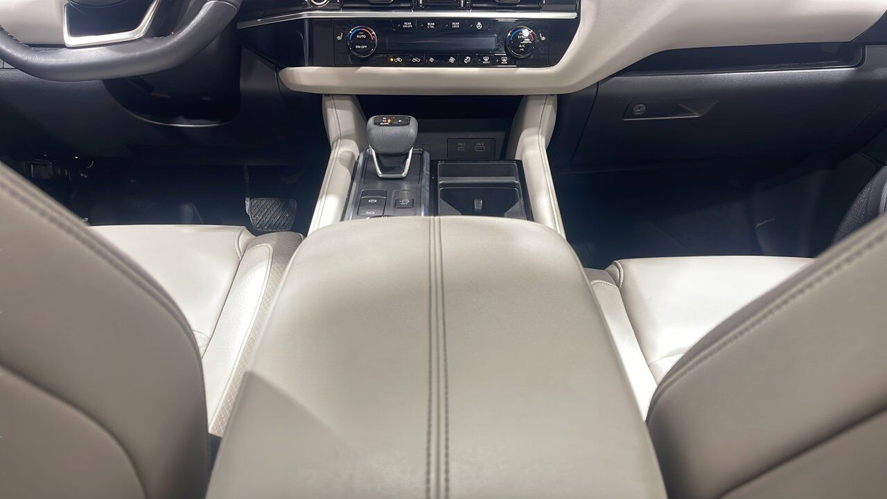 2022 Nissan Pathfinder SL Sherwood Park AB