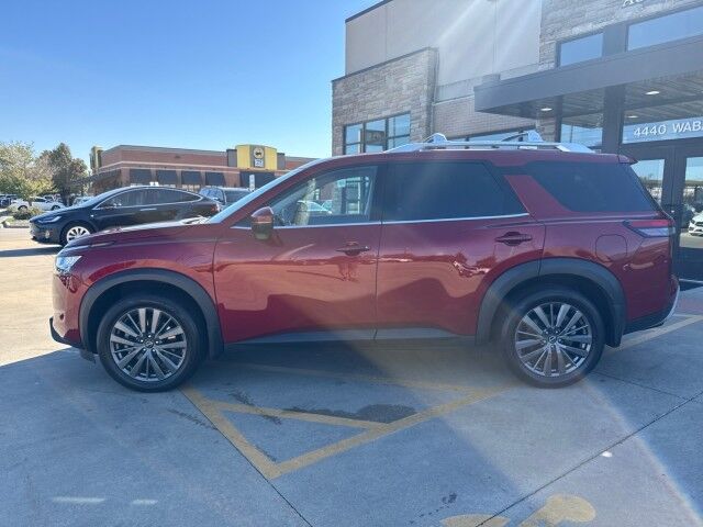 2022 Nissan Pathfinder SL Springfield IL