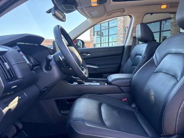 2022 Nissan Pathfinder SL Springfield IL