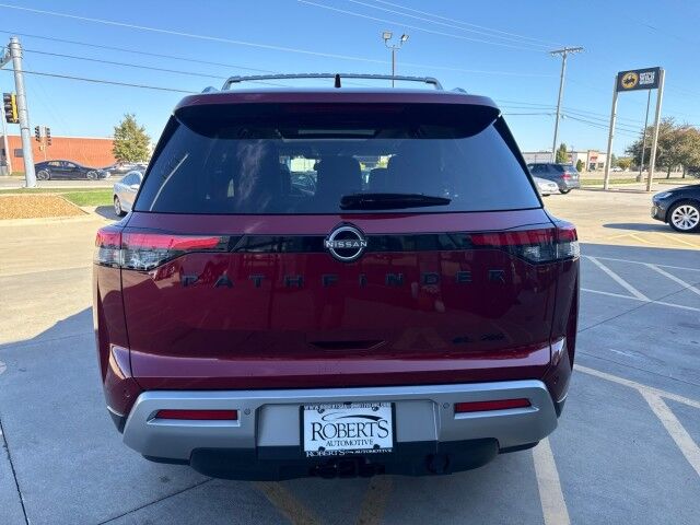 2022 Nissan Pathfinder SL Springfield IL