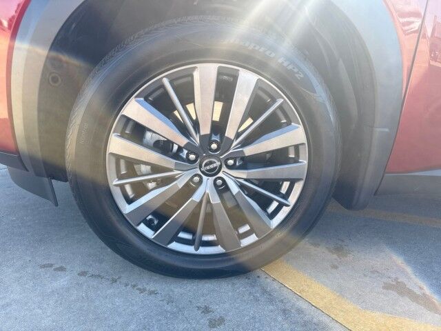 2022 Nissan Pathfinder SL Springfield IL