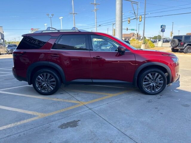 2022 Nissan Pathfinder SL Springfield IL
