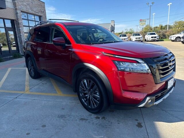 2022 Nissan Pathfinder SL Springfield IL