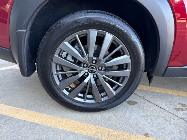 2022 Nissan Pathfinder SL Springfield IL