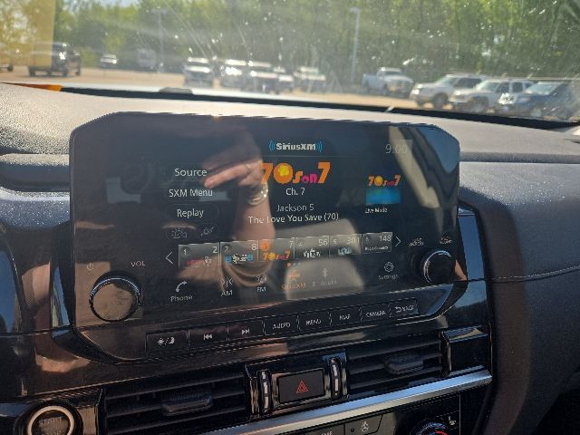 2022 Nissan Pathfinder SL West Burlington IA