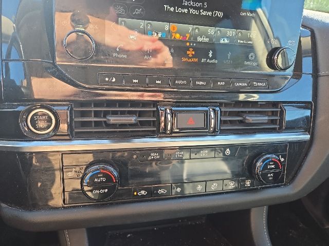 2022 Nissan Pathfinder SL West Burlington IA