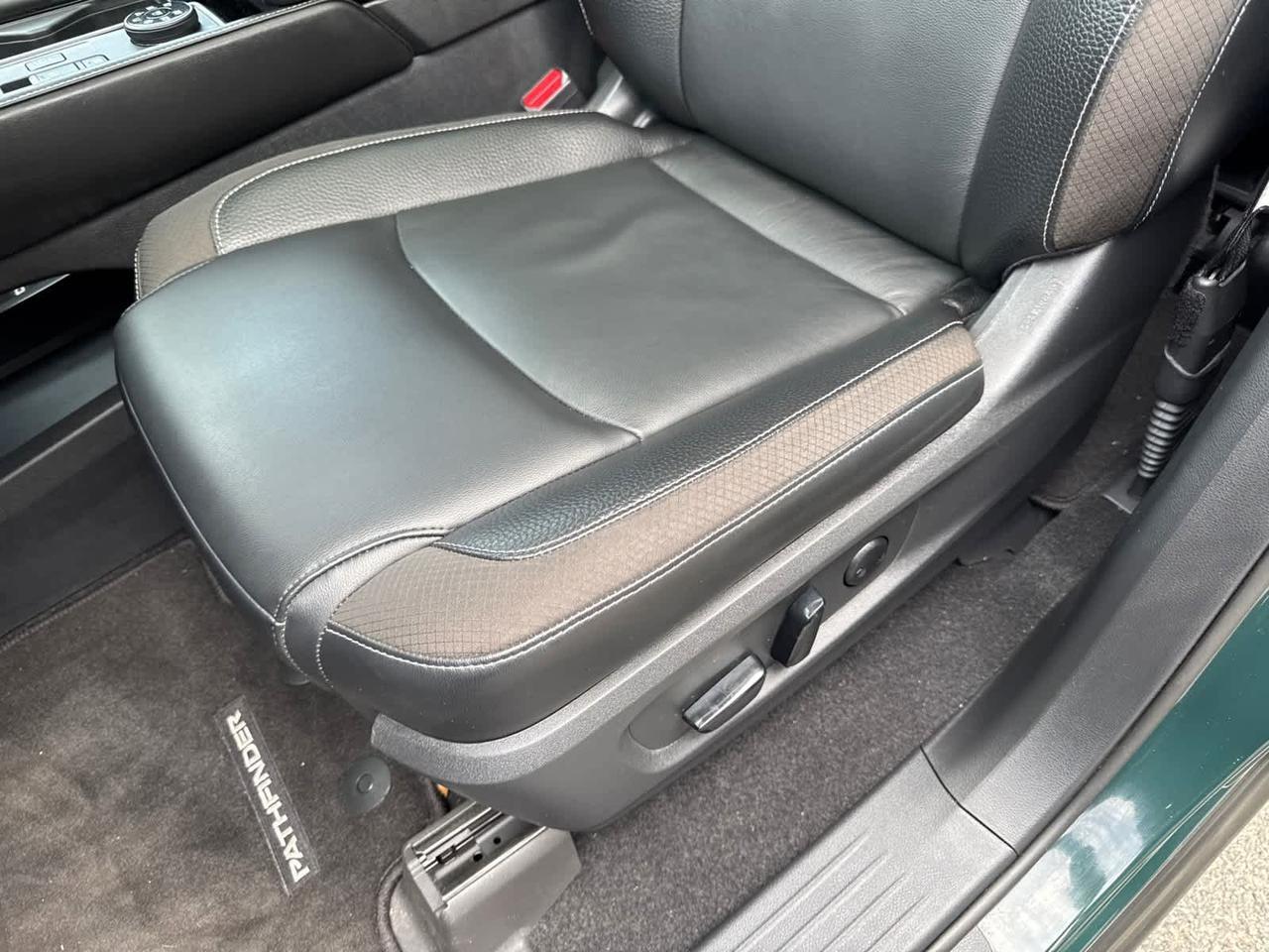 2022 Nissan Pathfinder SL Dartmouth MA