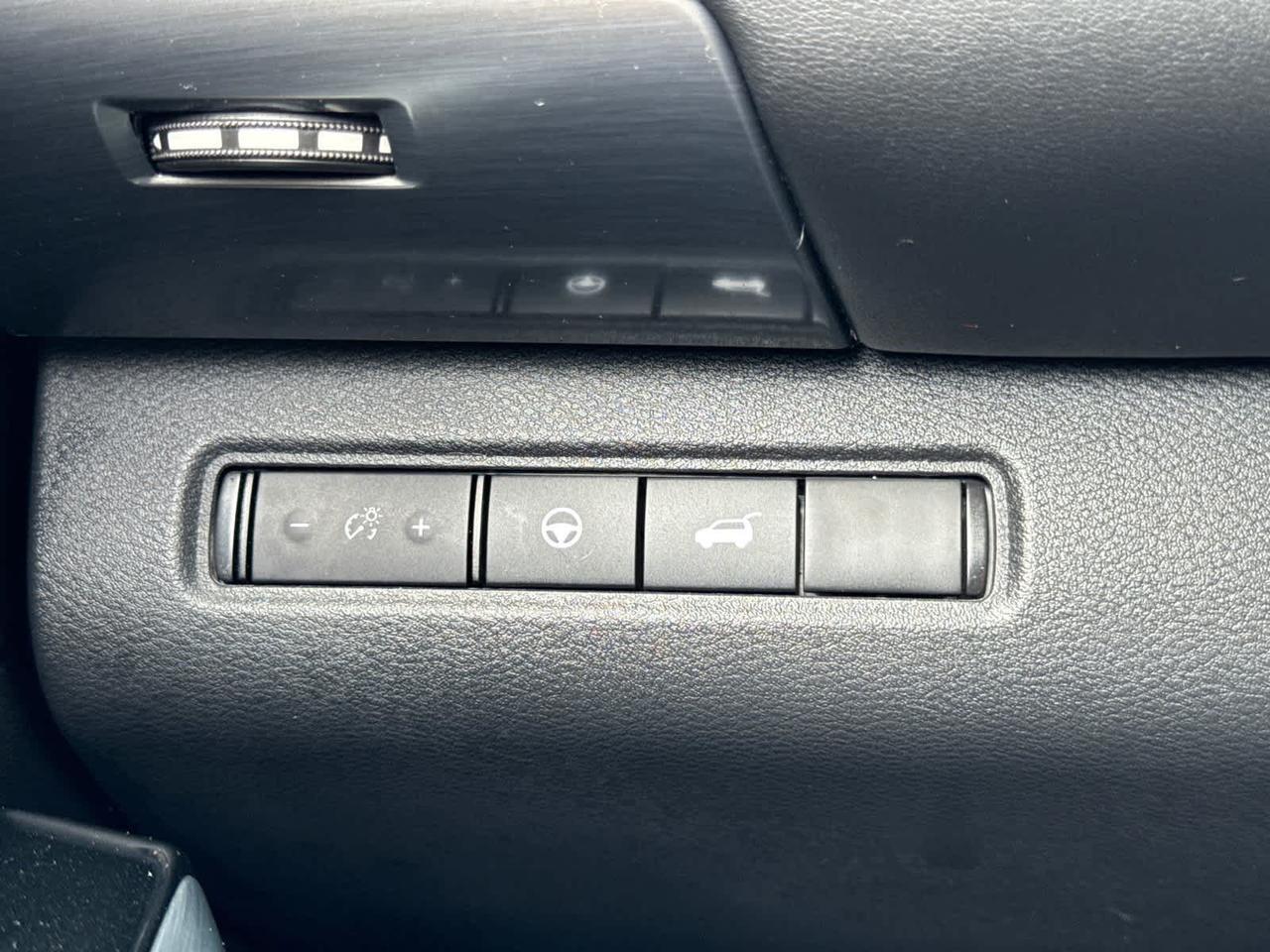 2022 Nissan Pathfinder SL Dartmouth MA