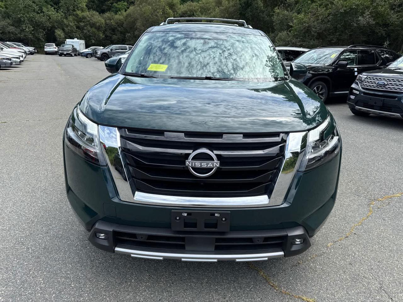 2022 Nissan Pathfinder SL Dartmouth MA