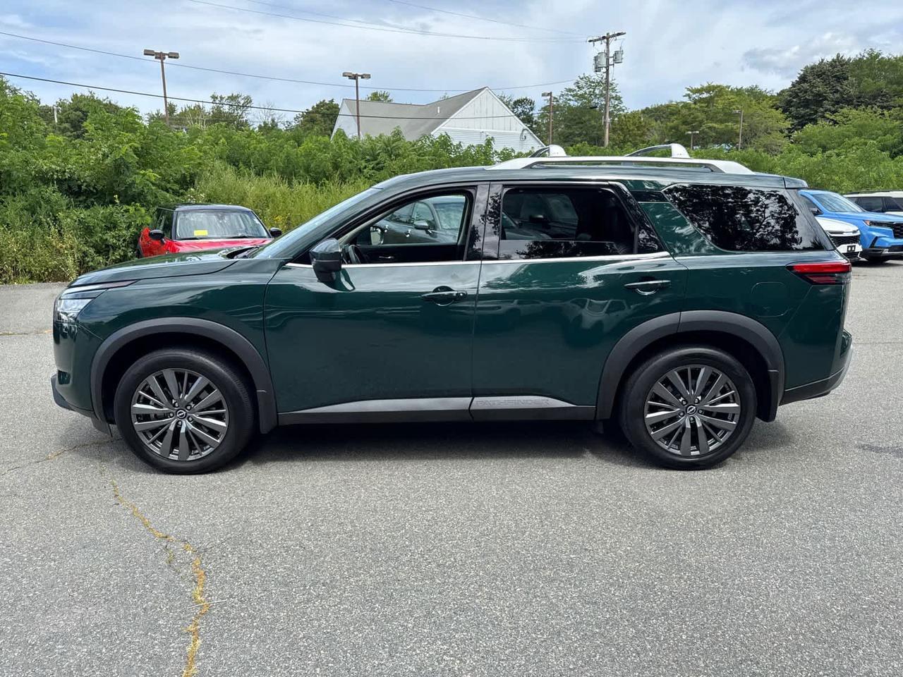 2022 Nissan Pathfinder SL Dartmouth MA