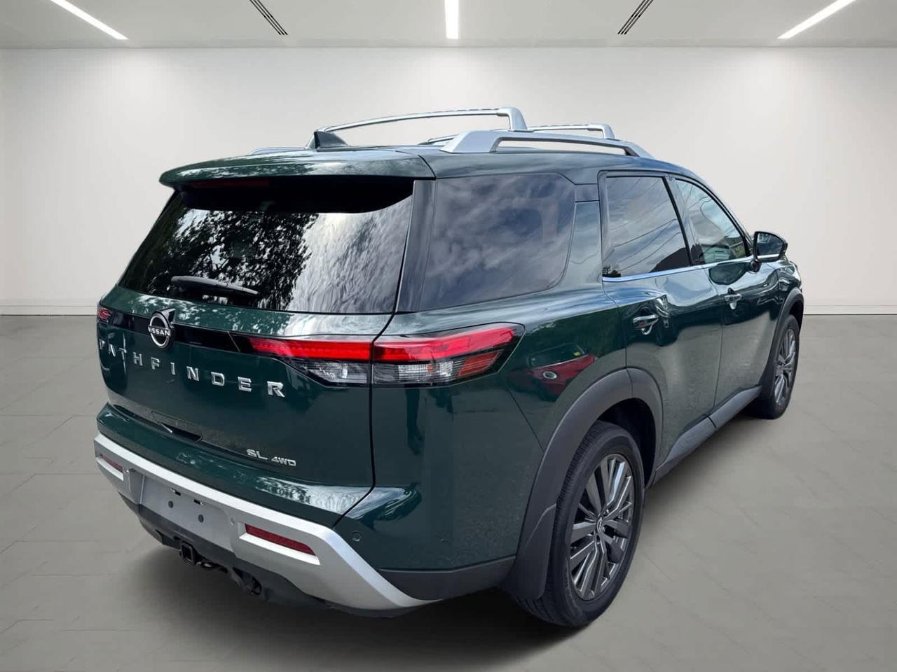 2022 Nissan Pathfinder SL Dartmouth MA