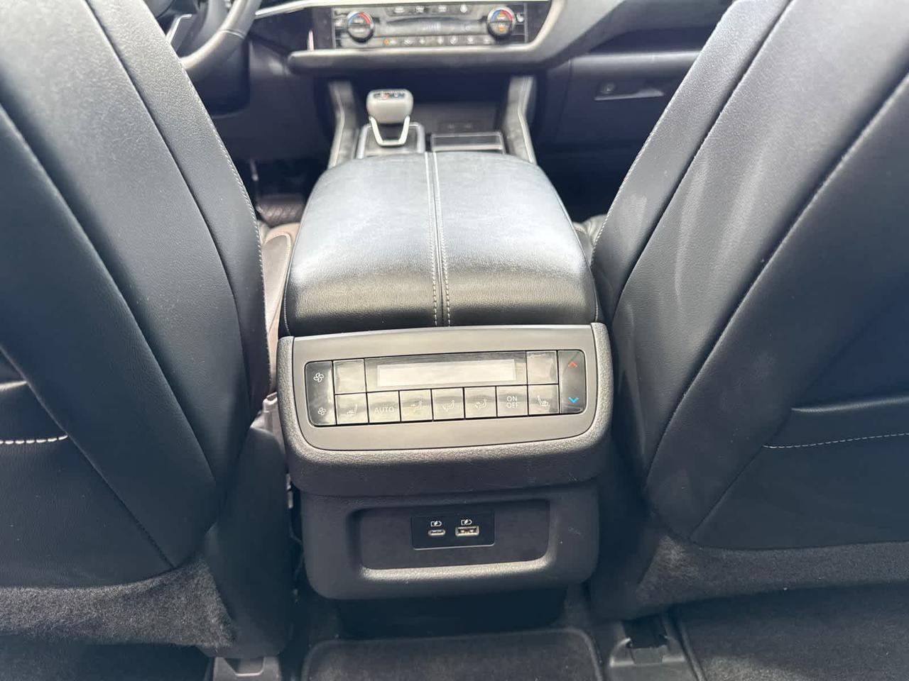 2022 Nissan Pathfinder SL Dartmouth MA