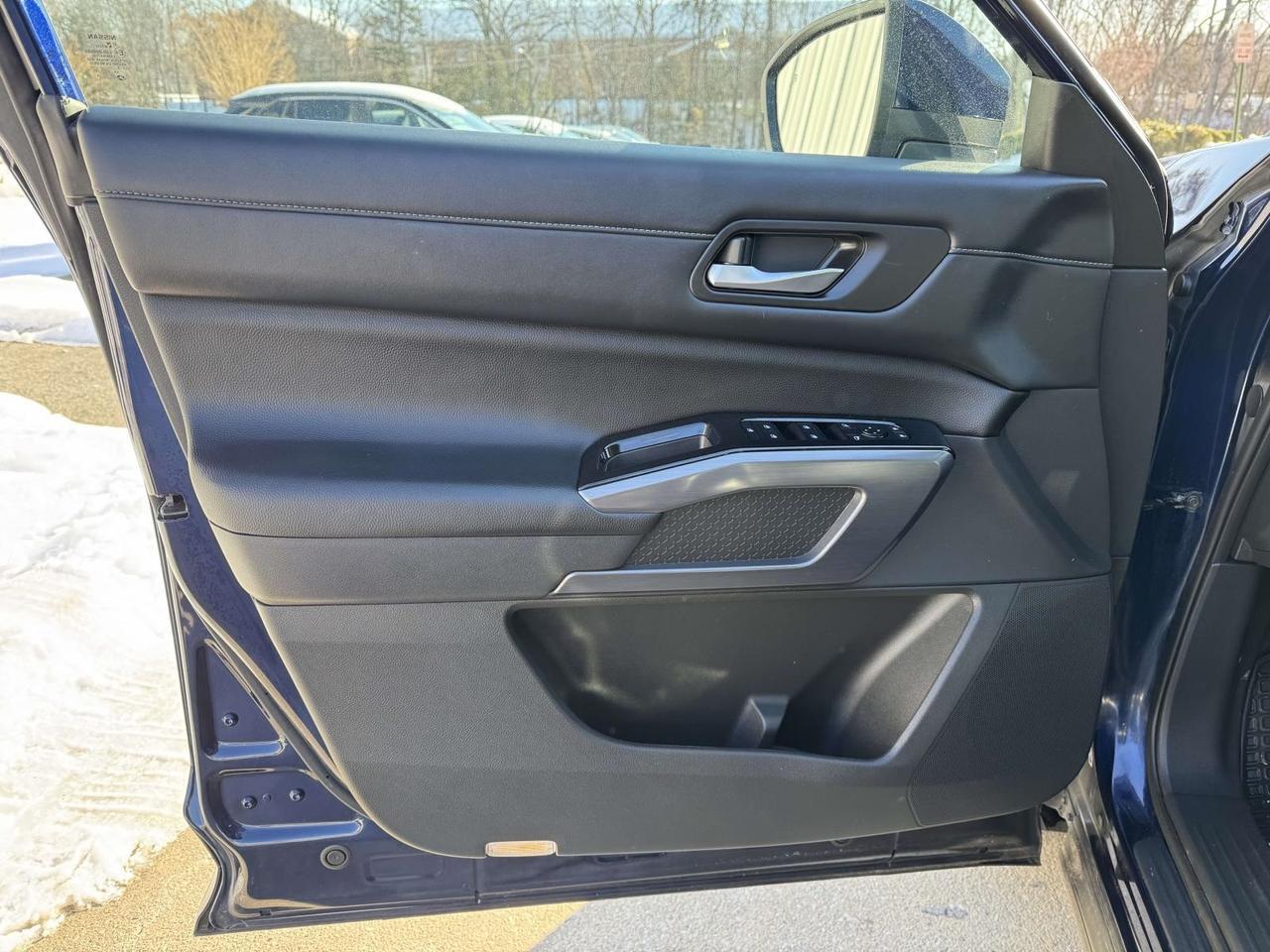 2022 Nissan Pathfinder SL Fredericksburg VA