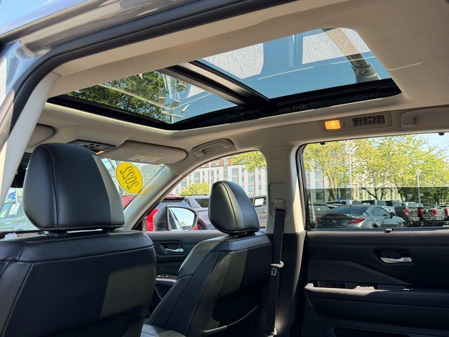 2022 Nissan Pathfinder SL Springfield VA