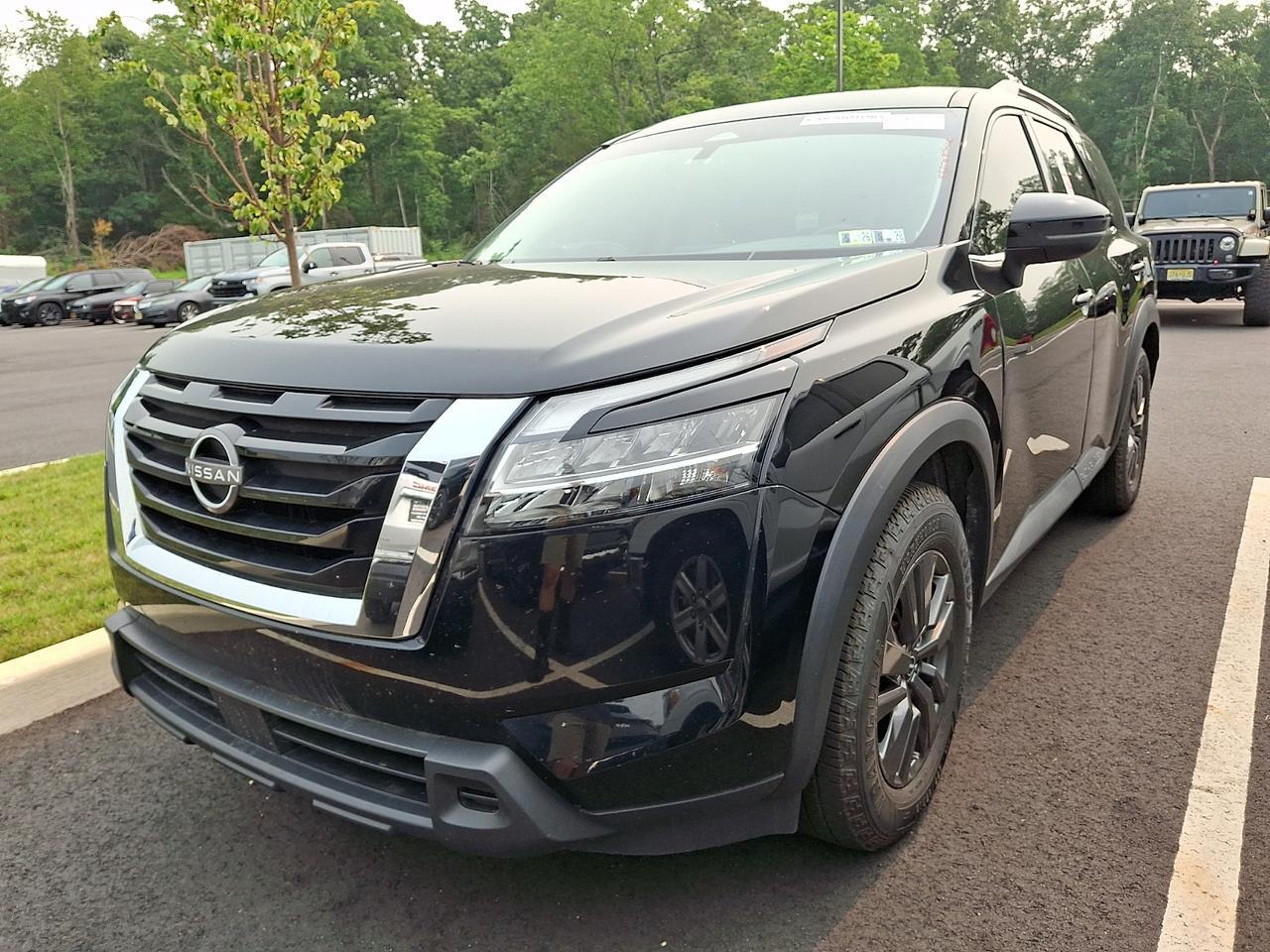 2022 Nissan Pathfinder SV 4WD