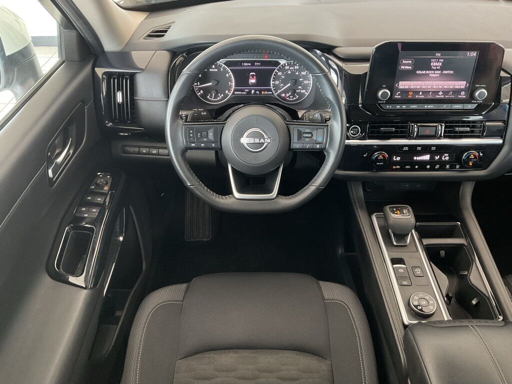 2022 Nissan Pathfinder SV Duluth MN