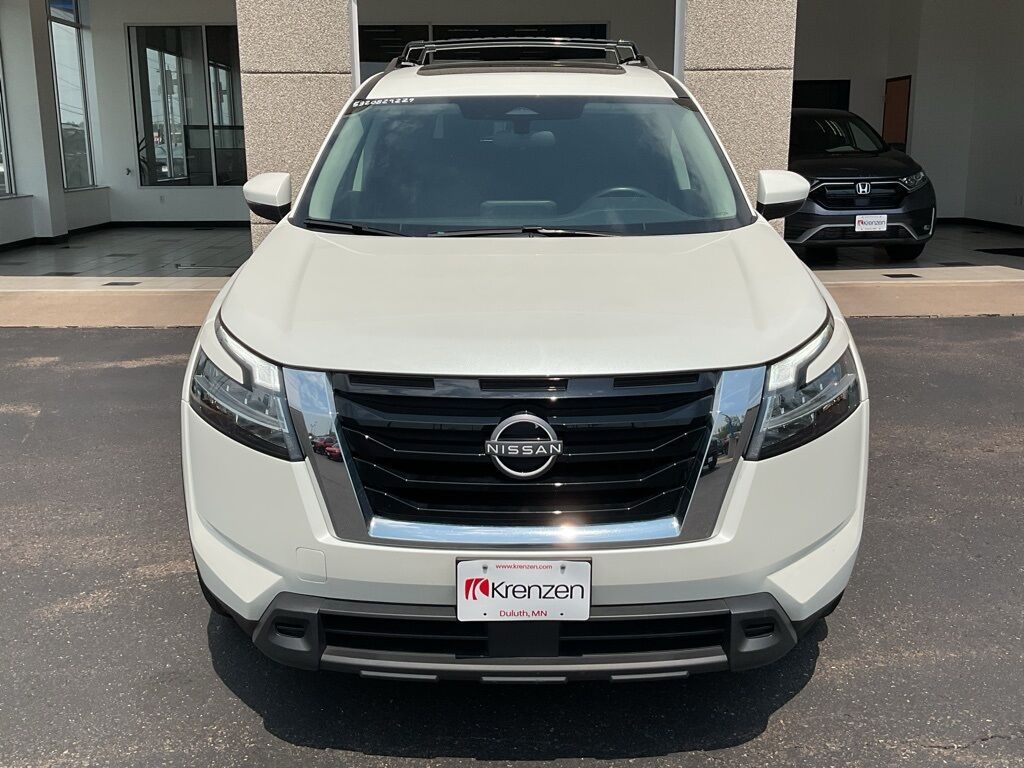 2022 Nissan Pathfinder SV Duluth MN