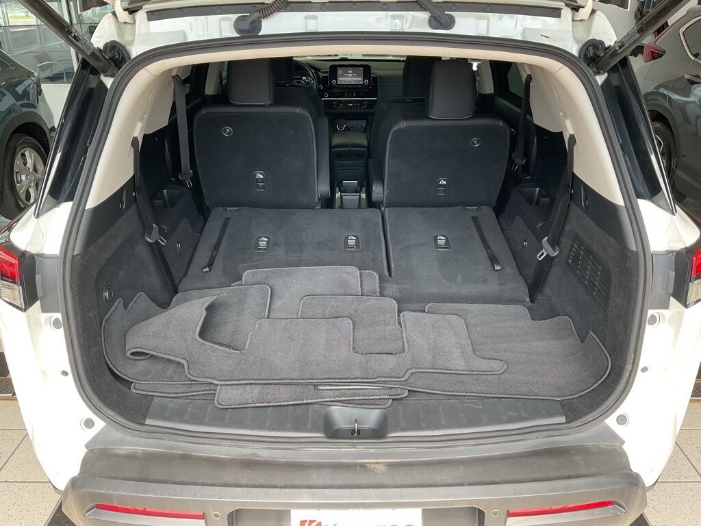 2022 Nissan Pathfinder SV Duluth MN