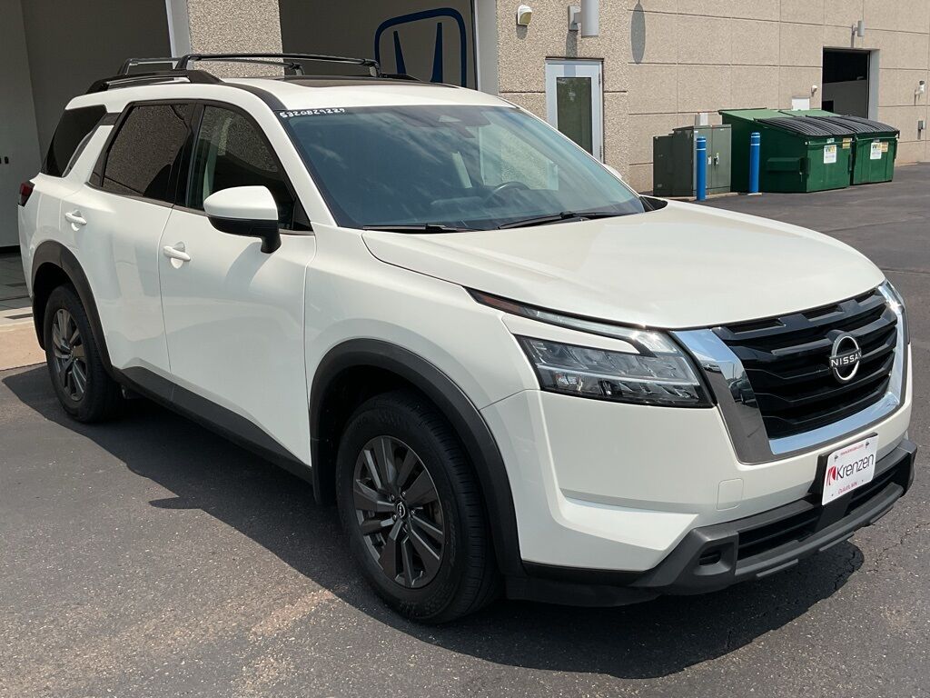 2022 Nissan Pathfinder SV Duluth MN