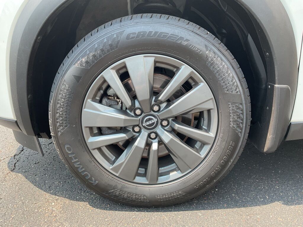 2022 Nissan Pathfinder SV Duluth MN