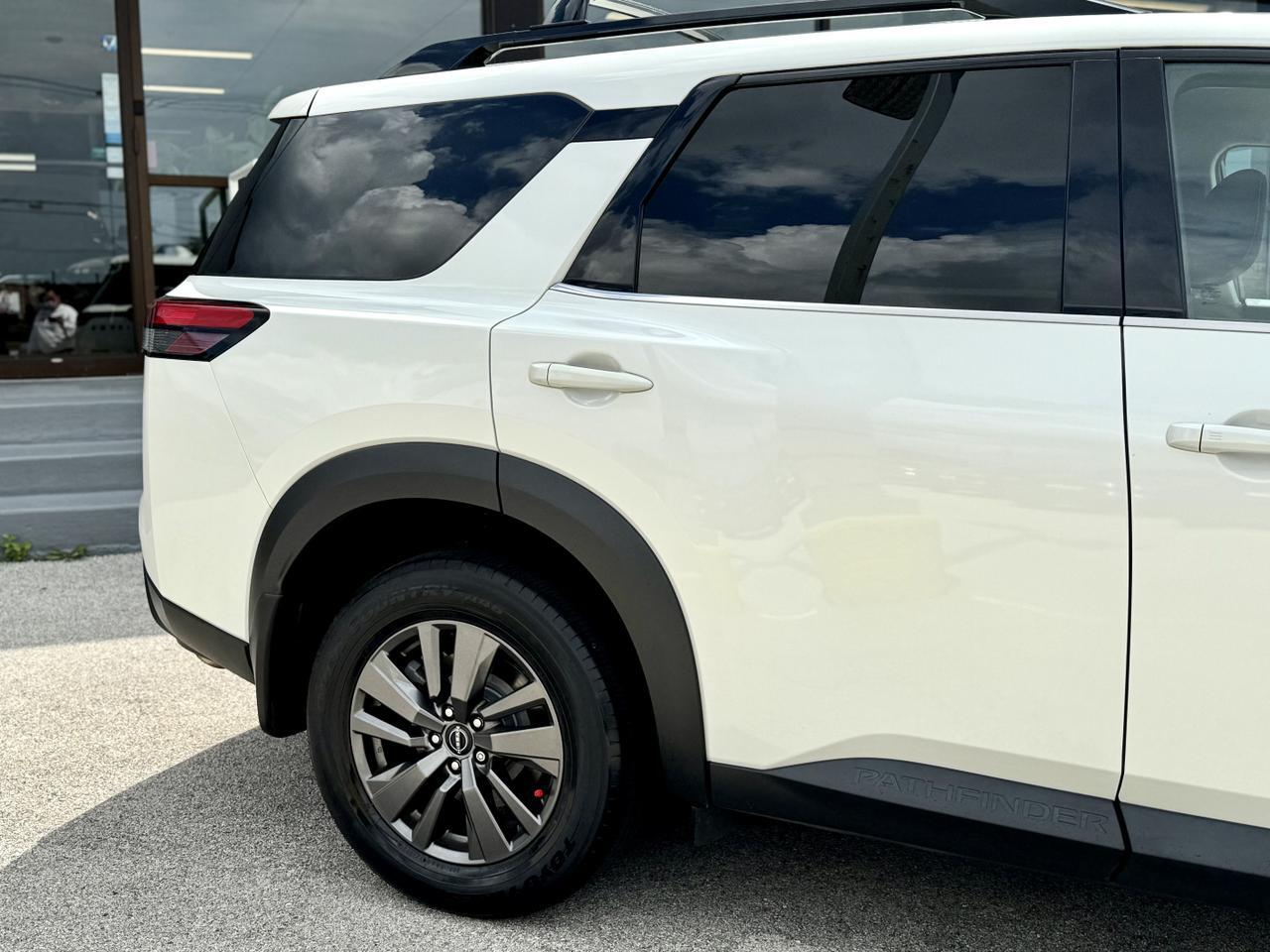 2022 Nissan Pathfinder SV Elmhurst IL