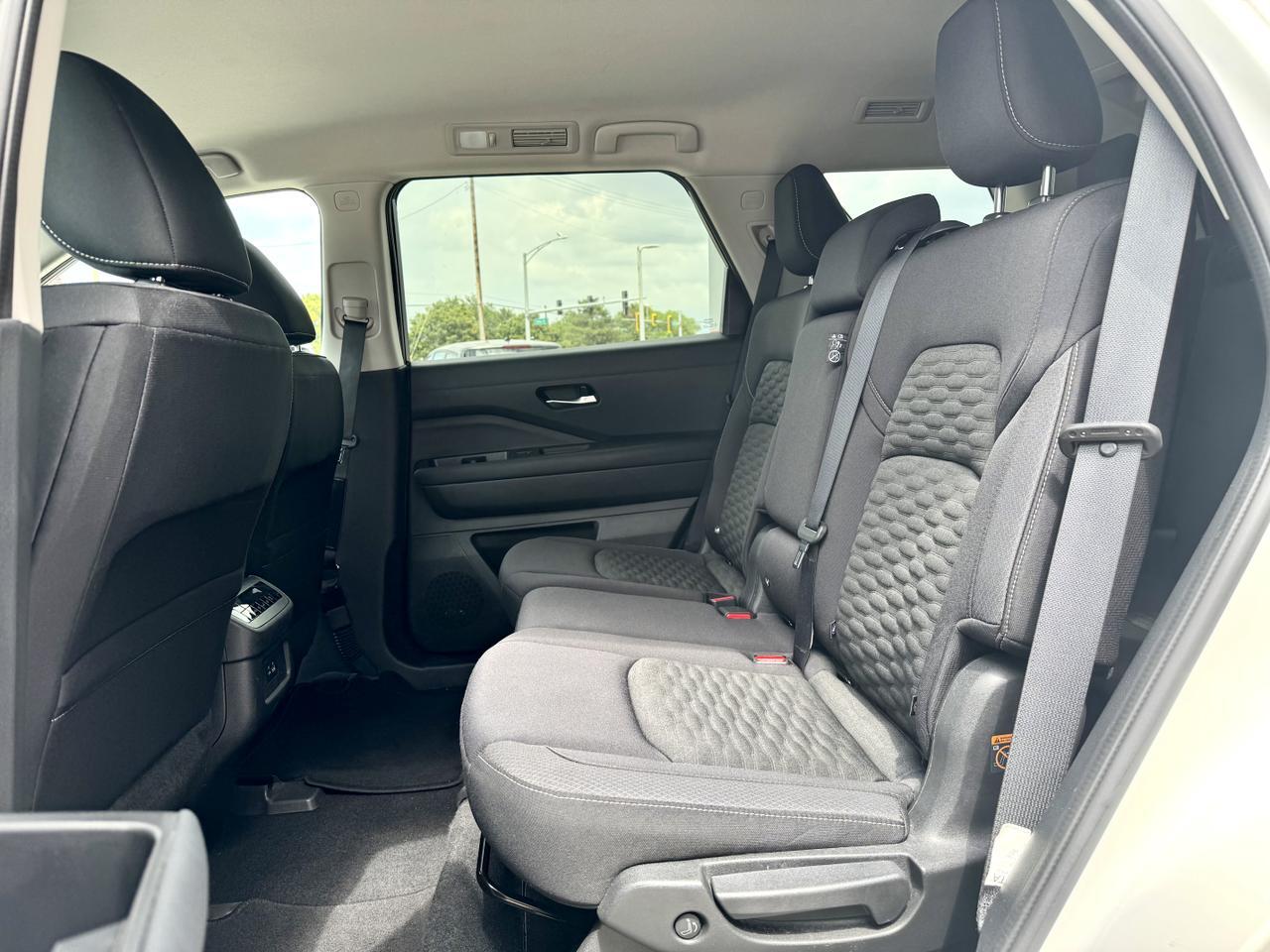 2022 Nissan Pathfinder SV Elmhurst IL
