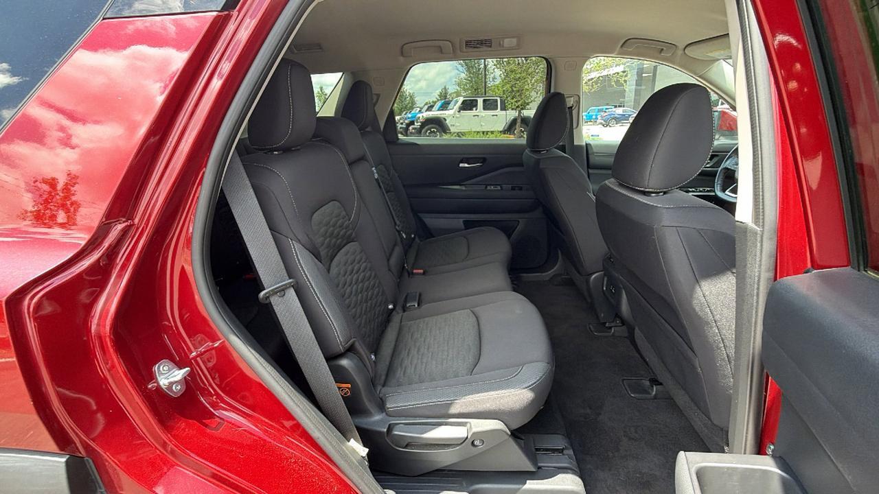 2022 Nissan Pathfinder SV New Braunfels TX