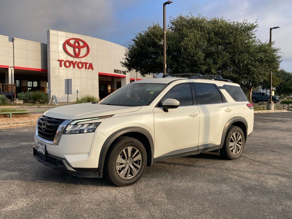 2022 Nissan Pathfinder
