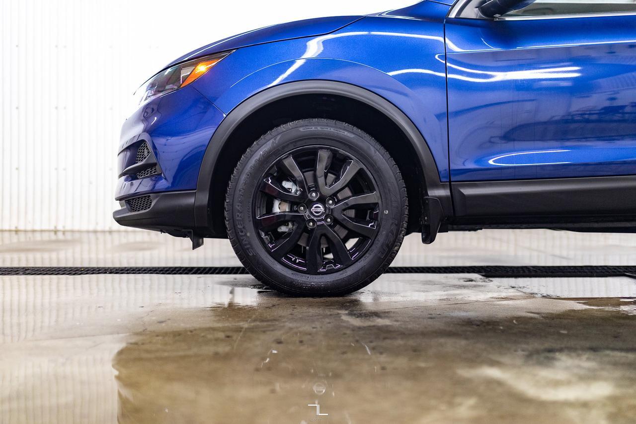 2022 Nissan Qashqai AWD SV Roof BCam Red Deer AB