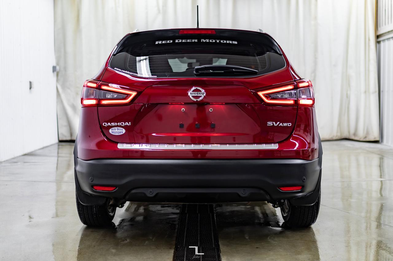 2022 Nissan Qashqai AWD SV Roof BCam Red Deer AB