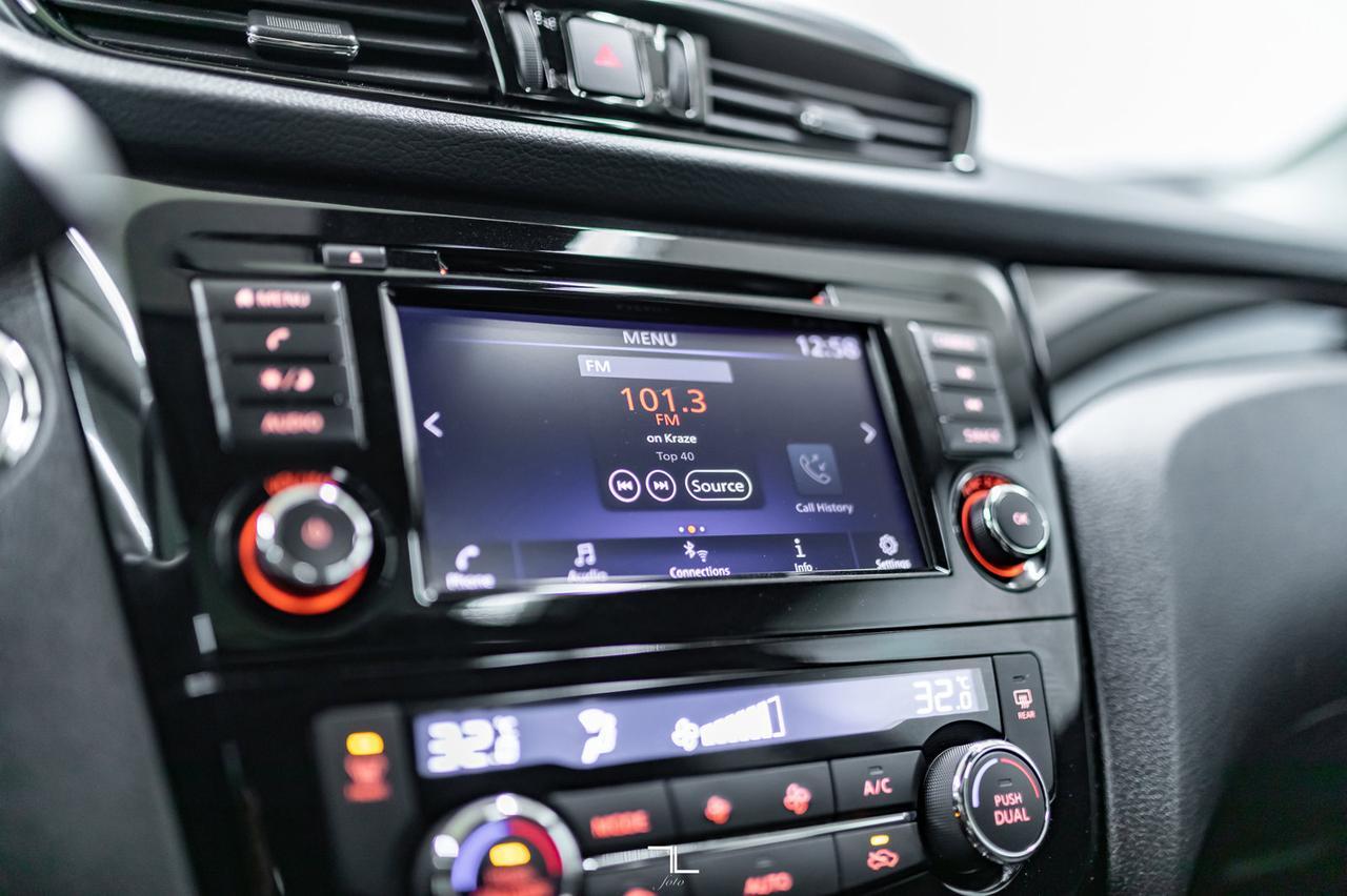 2022 Nissan Qashqai AWD SV Roof BCam Red Deer AB