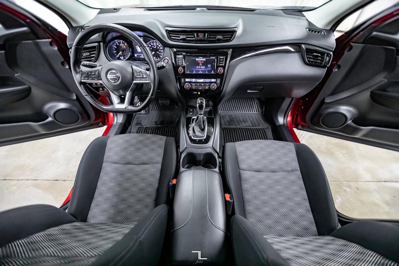 2022 Nissan Qashqai AWD SV Roof BCam Red Deer AB