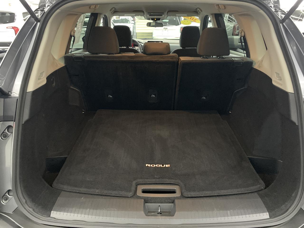 2022 Nissan Rogue AWD SV Benwood WV